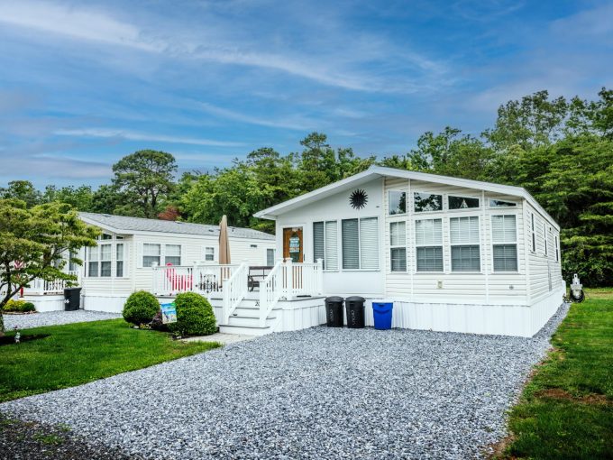Street view of homes at Carol Lynn Resorts East