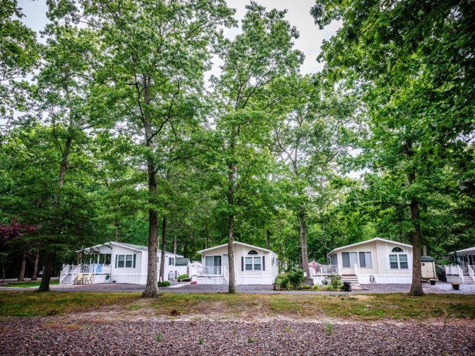 Street view of homes at Carol Lynn Resorts East