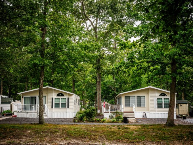 Street view of homes at Carol Lynn Resorts East