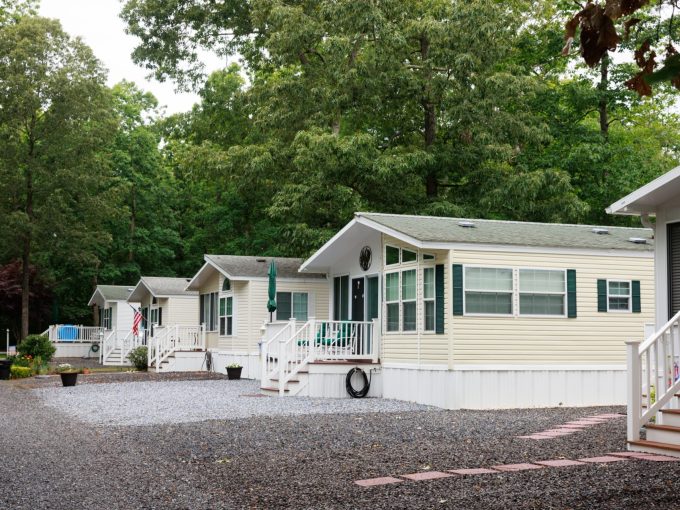 Street view of homes at Carol Lynn Resorts East