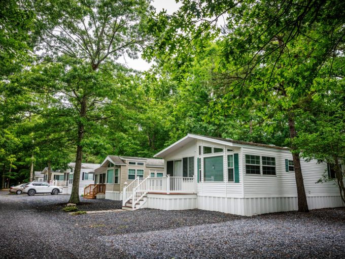 Street view of homes at Carol Lynn Resorts East